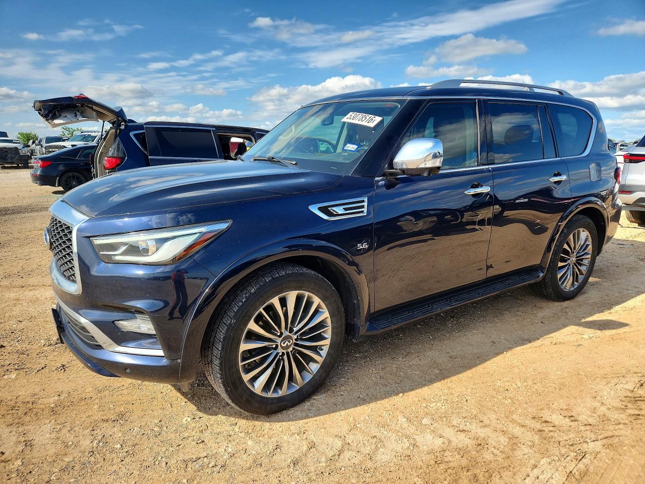 Salvage INFINITI Qx Image