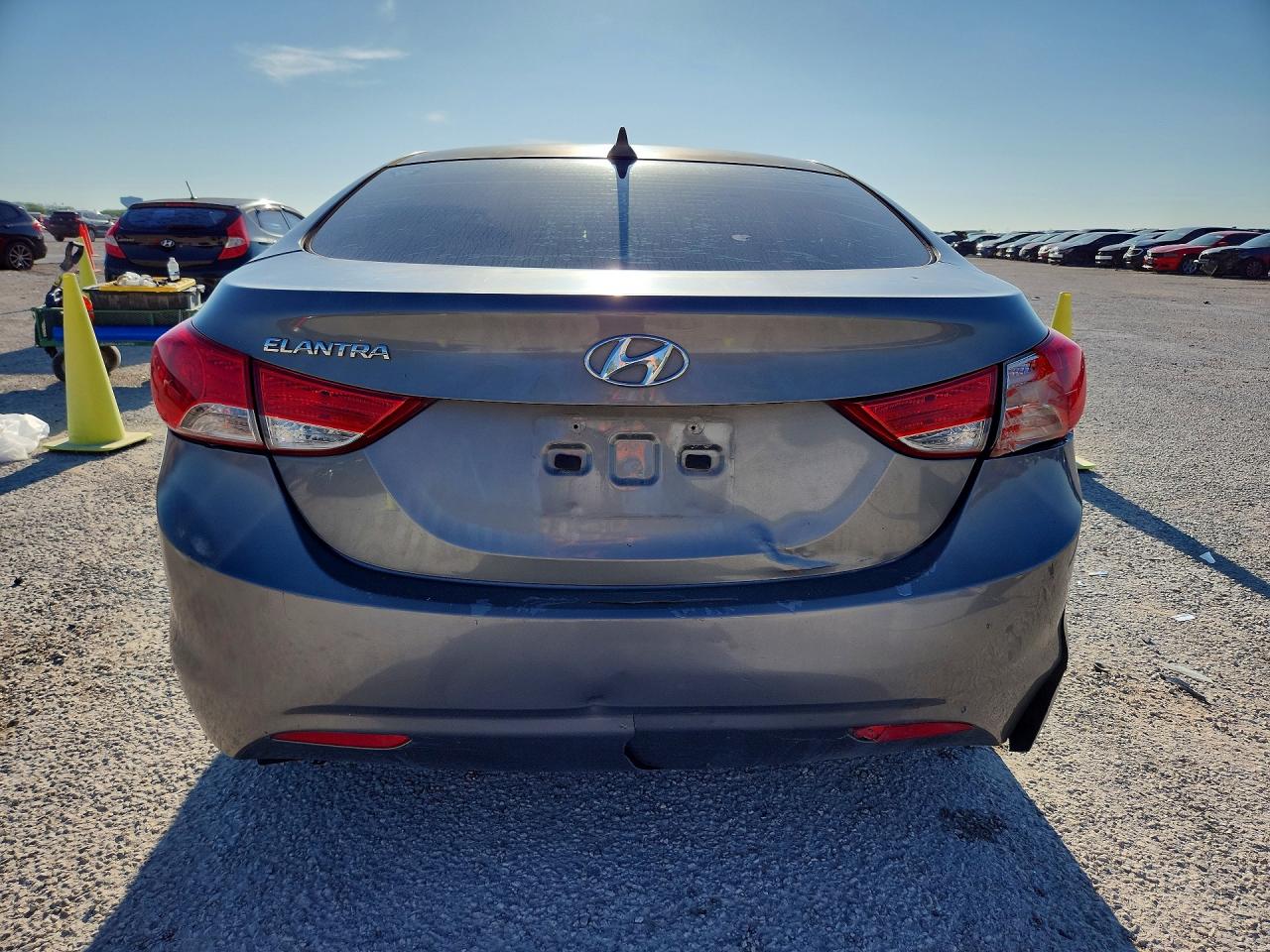 Hyundai ELANTRA Gls