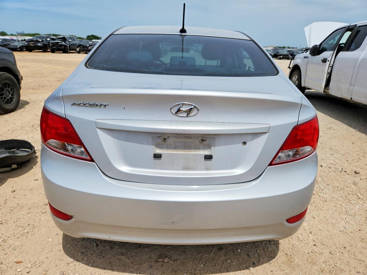 Hyundai ACCENT Se