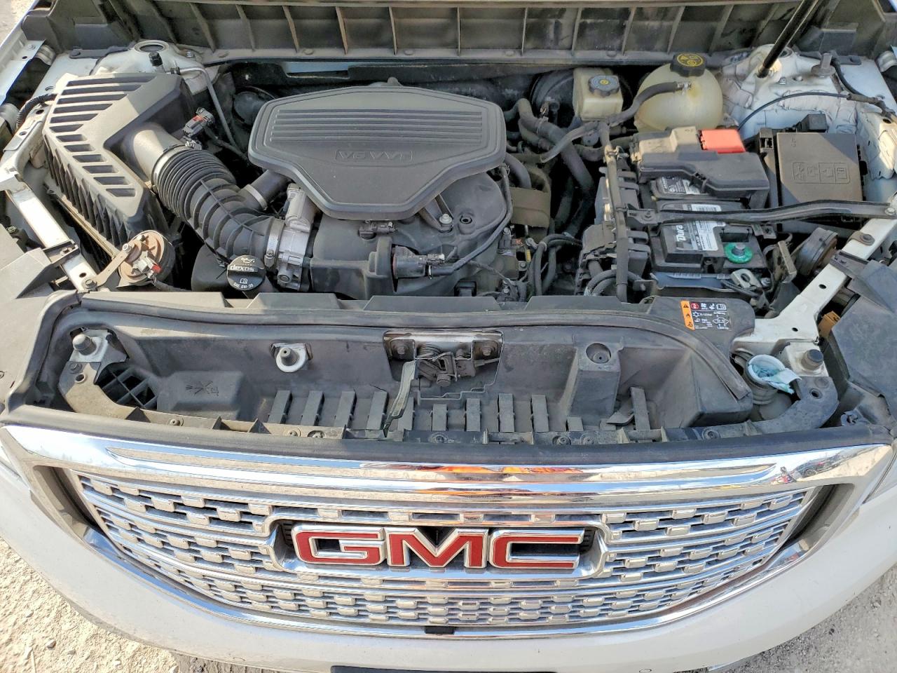GMC Acadia Denali
