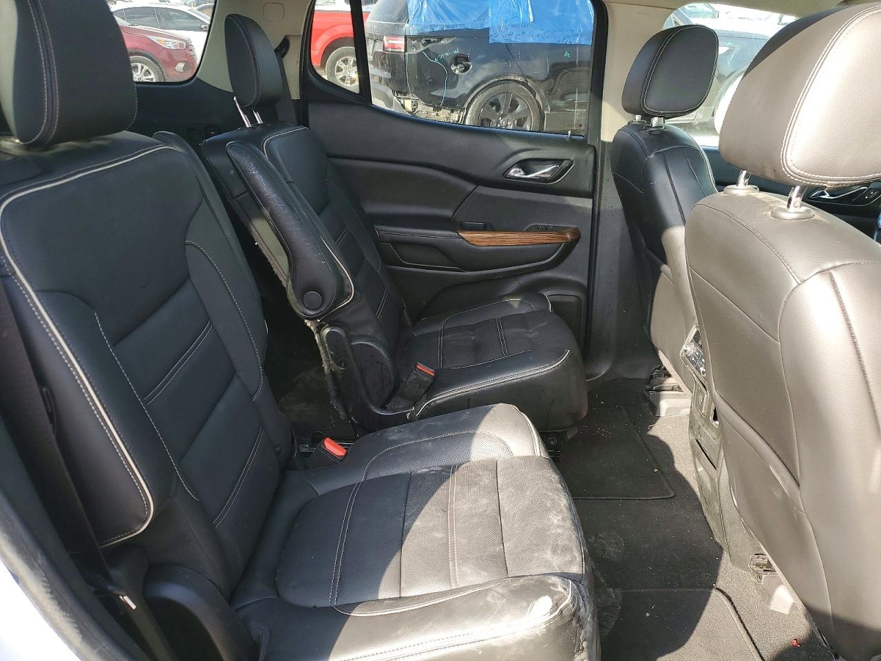 GMC Acadia Denali