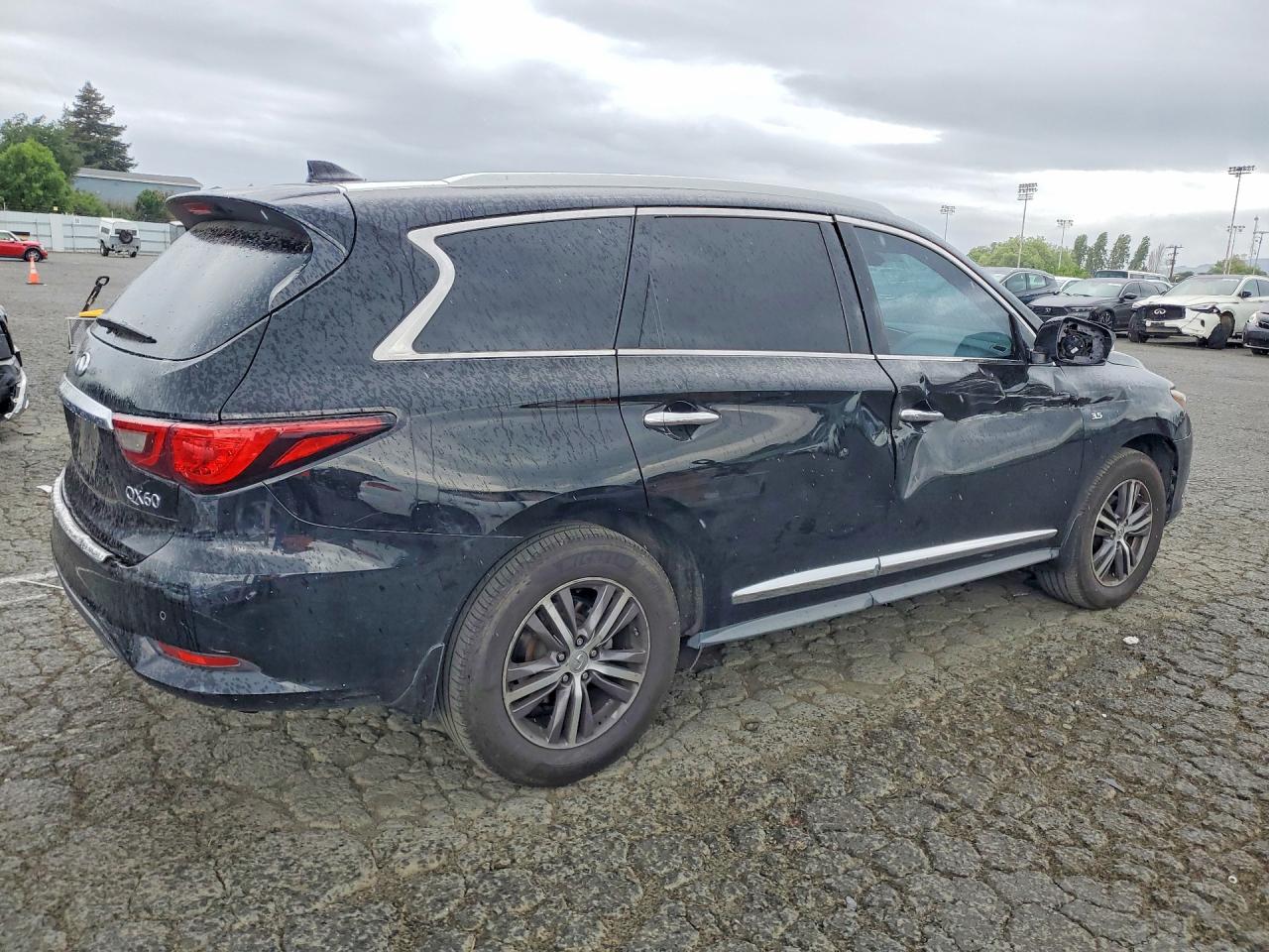 INFINITI Qx Base