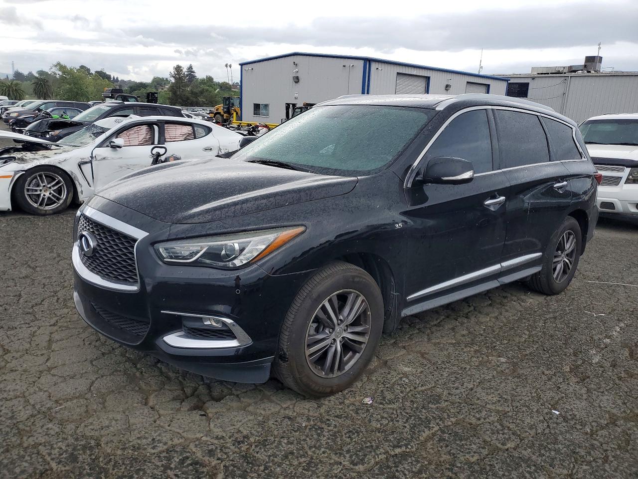 Salvage INFINITI Qx Image