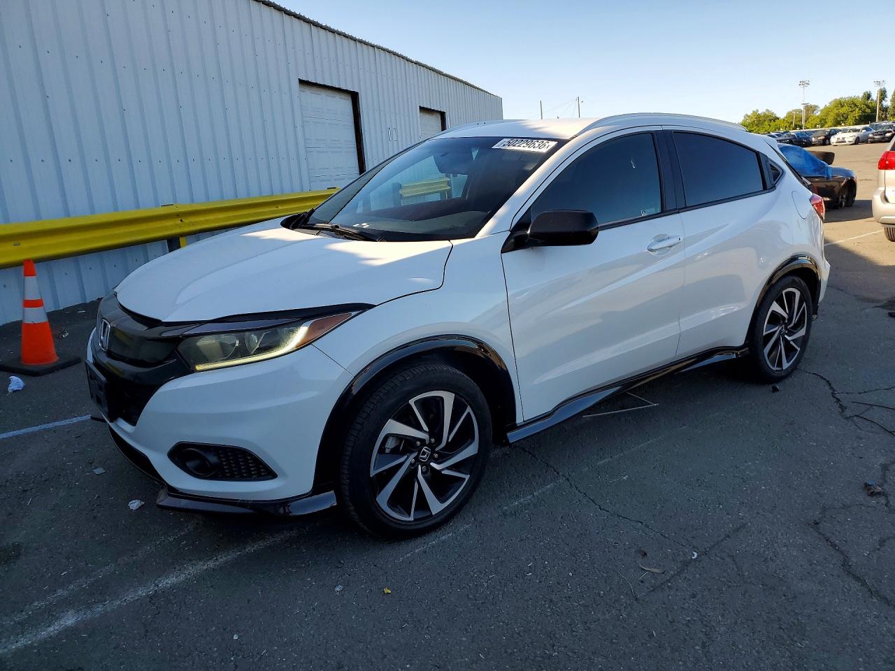 Salvage Honda HR-V Image
