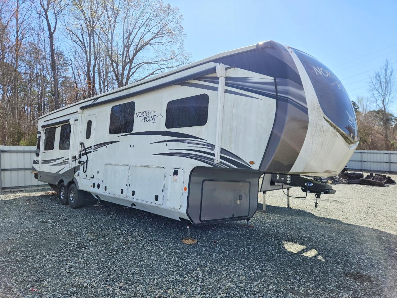 Salvage Jayco North Poi Image