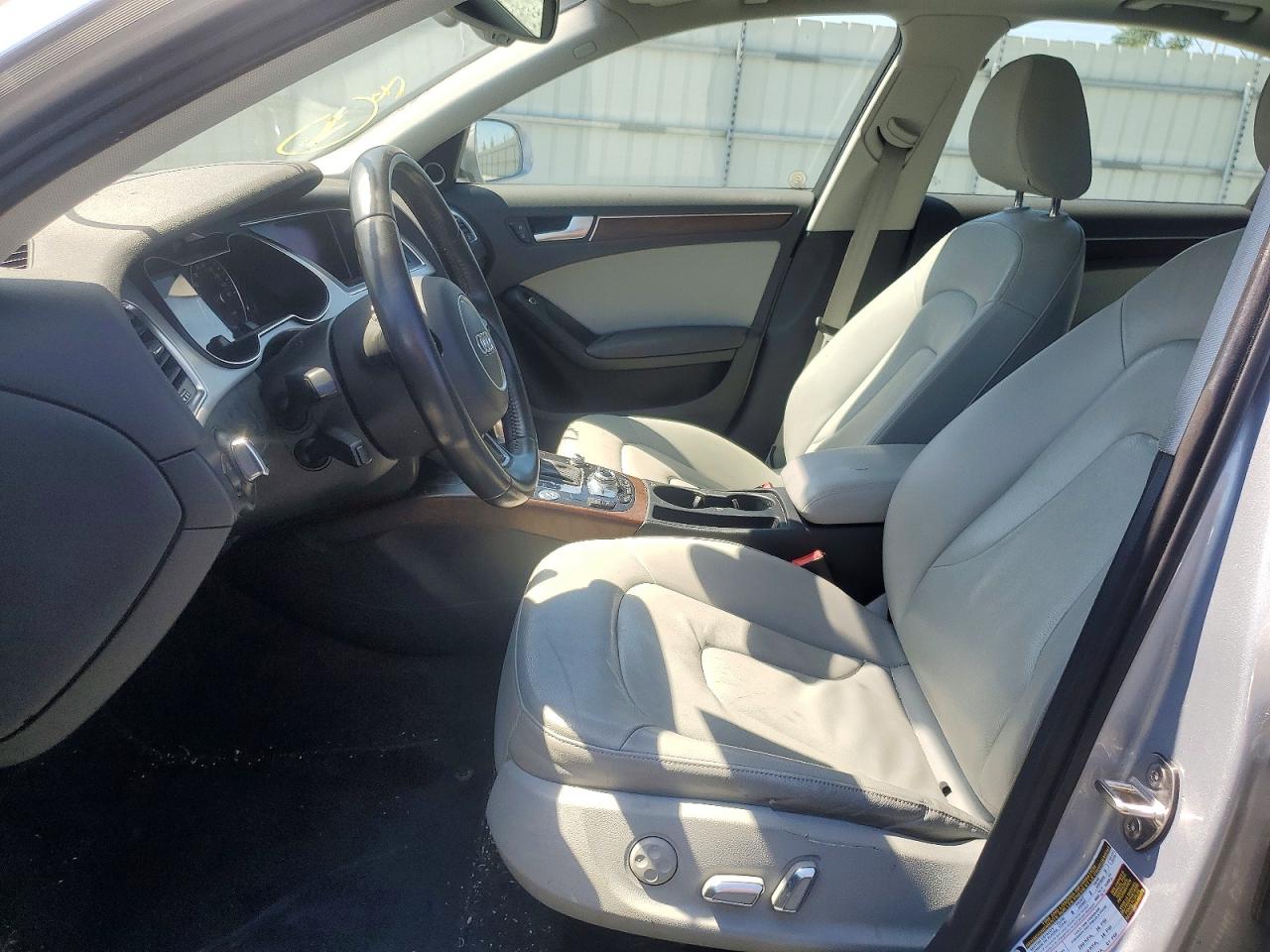 Audi A4 Premium Plus S-line