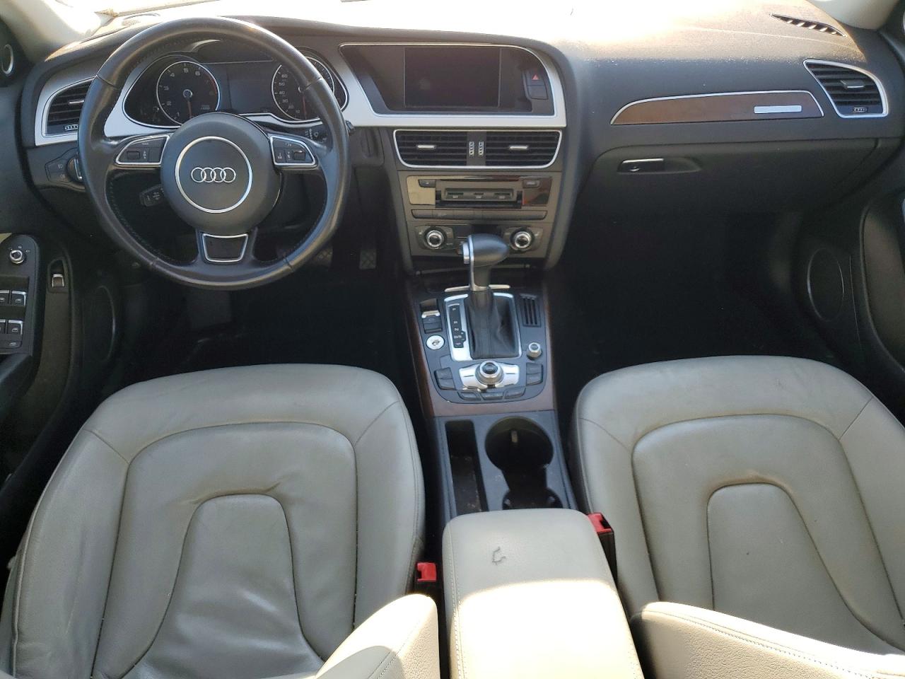 Audi A4 Premium Plus S-line