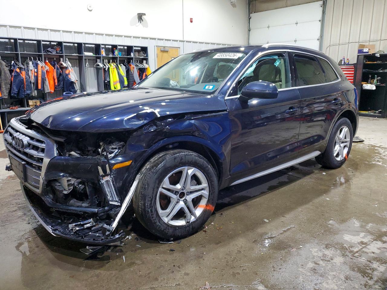 Salvage Audi Q5 Image