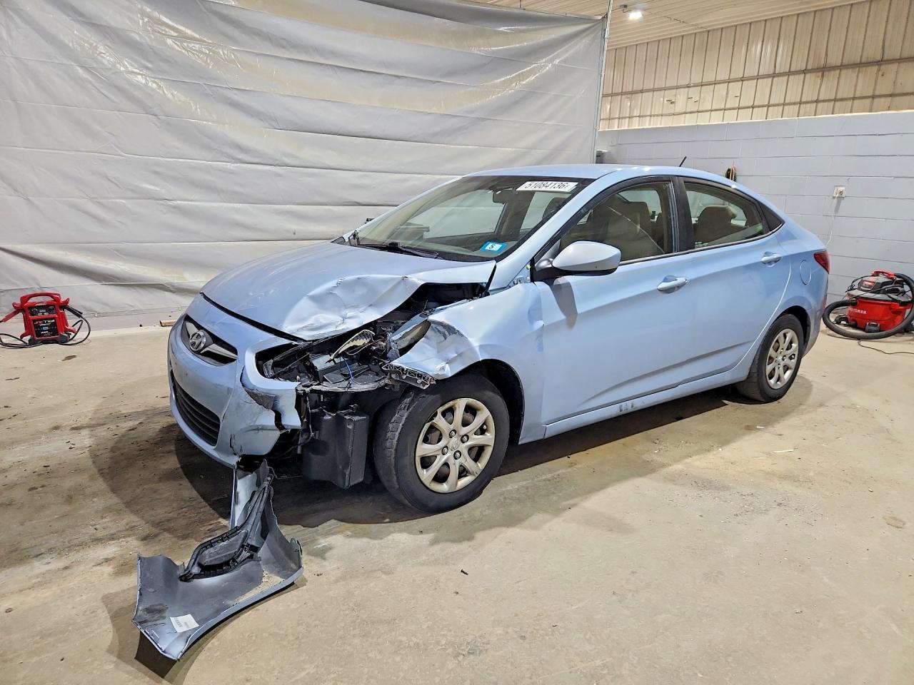 Salvage Hyundai ACCENT Image