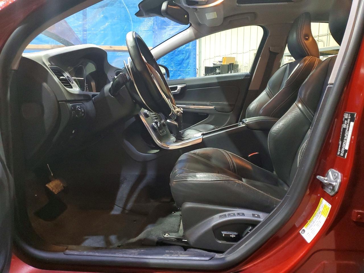 Volvo S60 T5