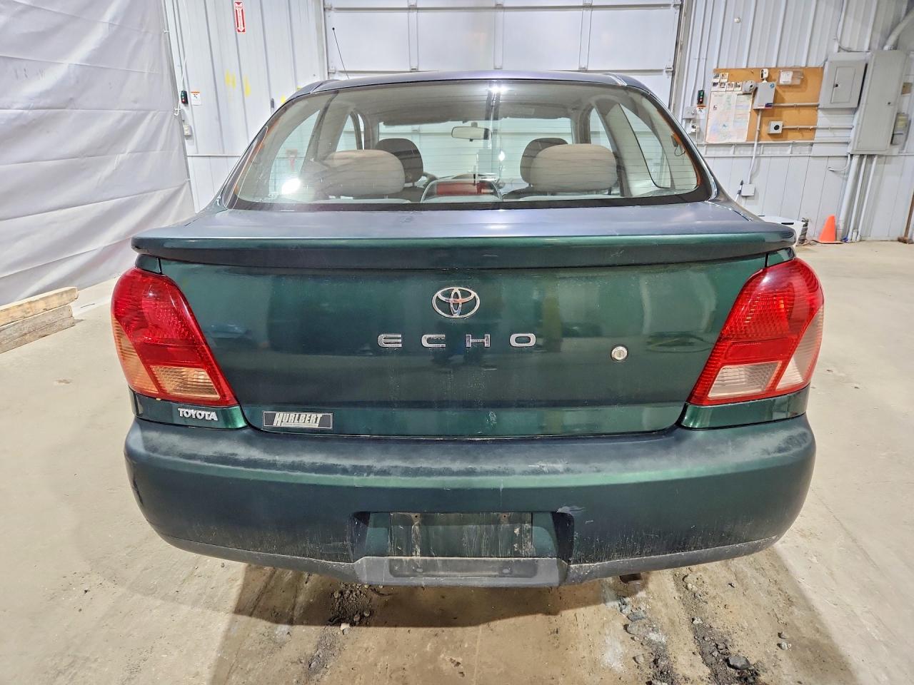 Toyota Echo Base Base
