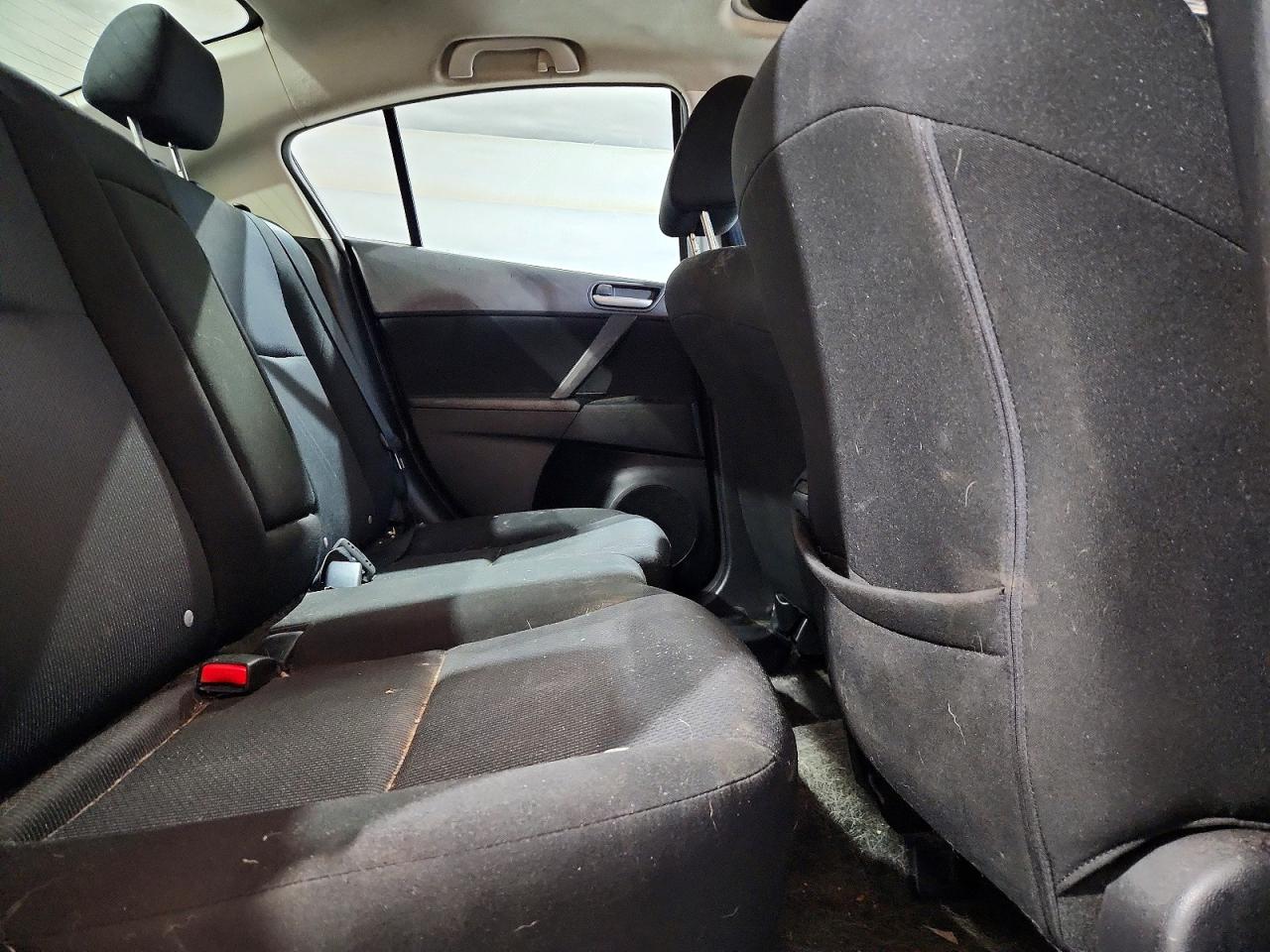 Mazda 3 I