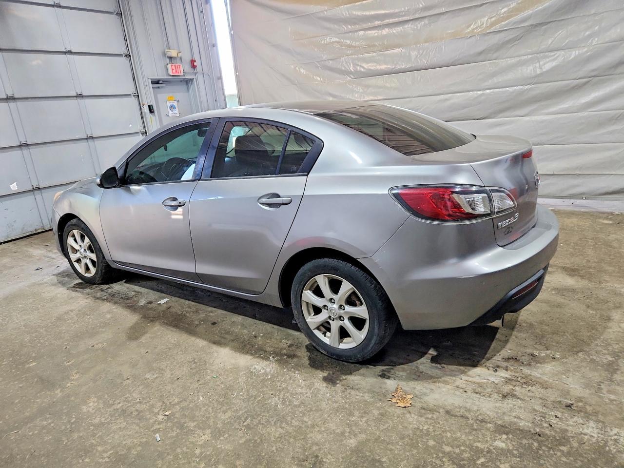 Mazda 3 I