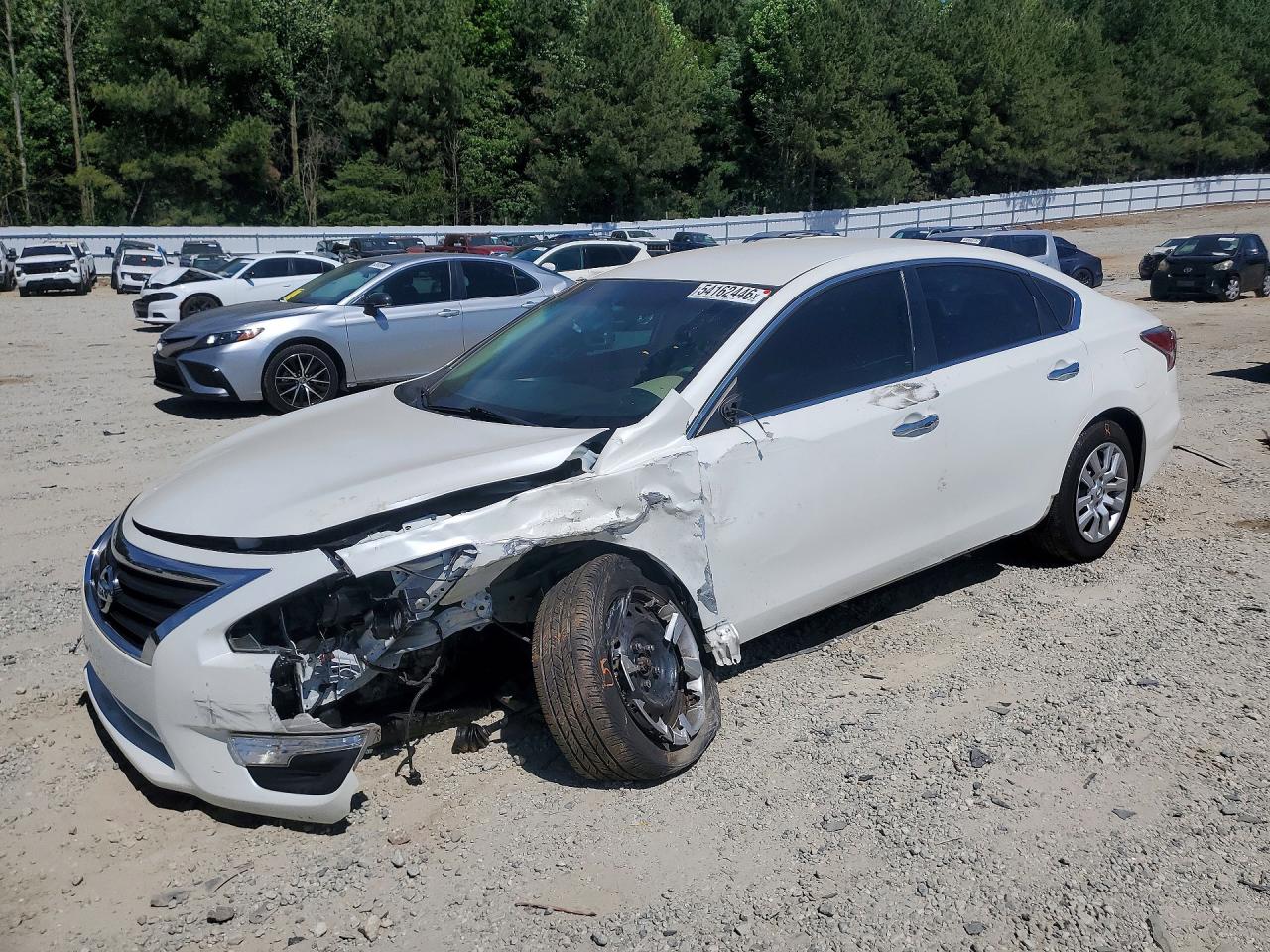 Salvage Nissan Altima Image