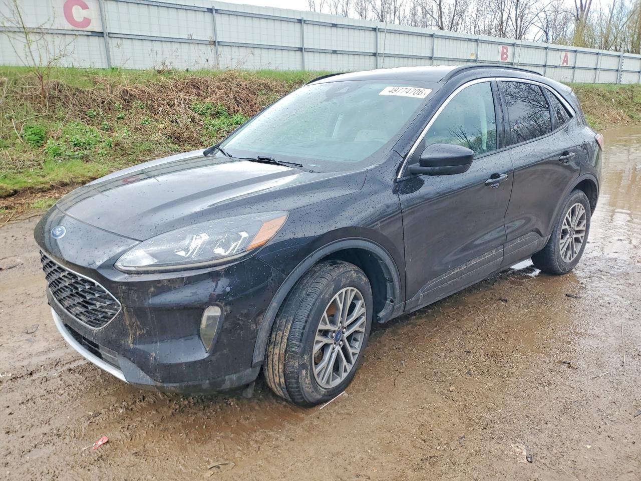 Salvage Ford Escape Image