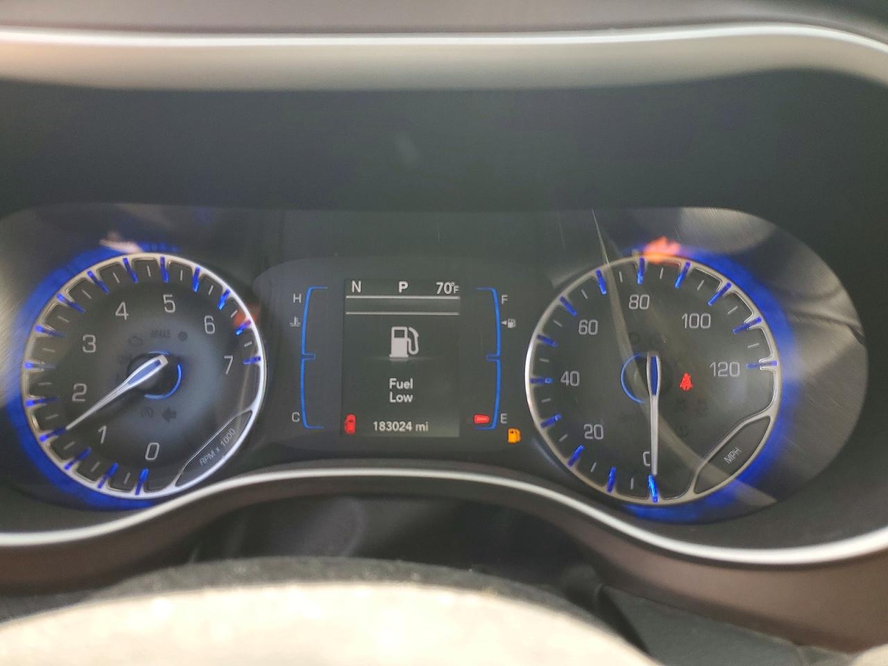 Chrysler Pacifica Touring L