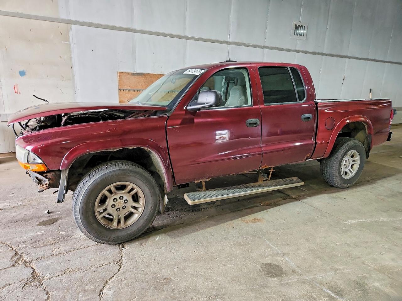 Salvage Dodge Dakota Image