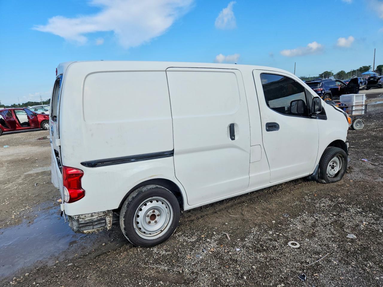 Nissan Nv