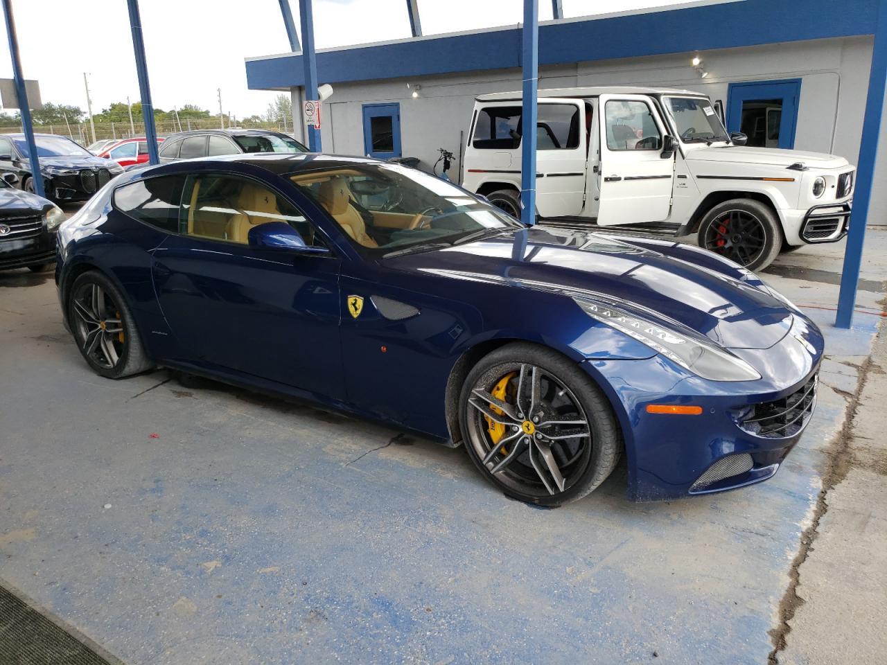 Ferrari FF