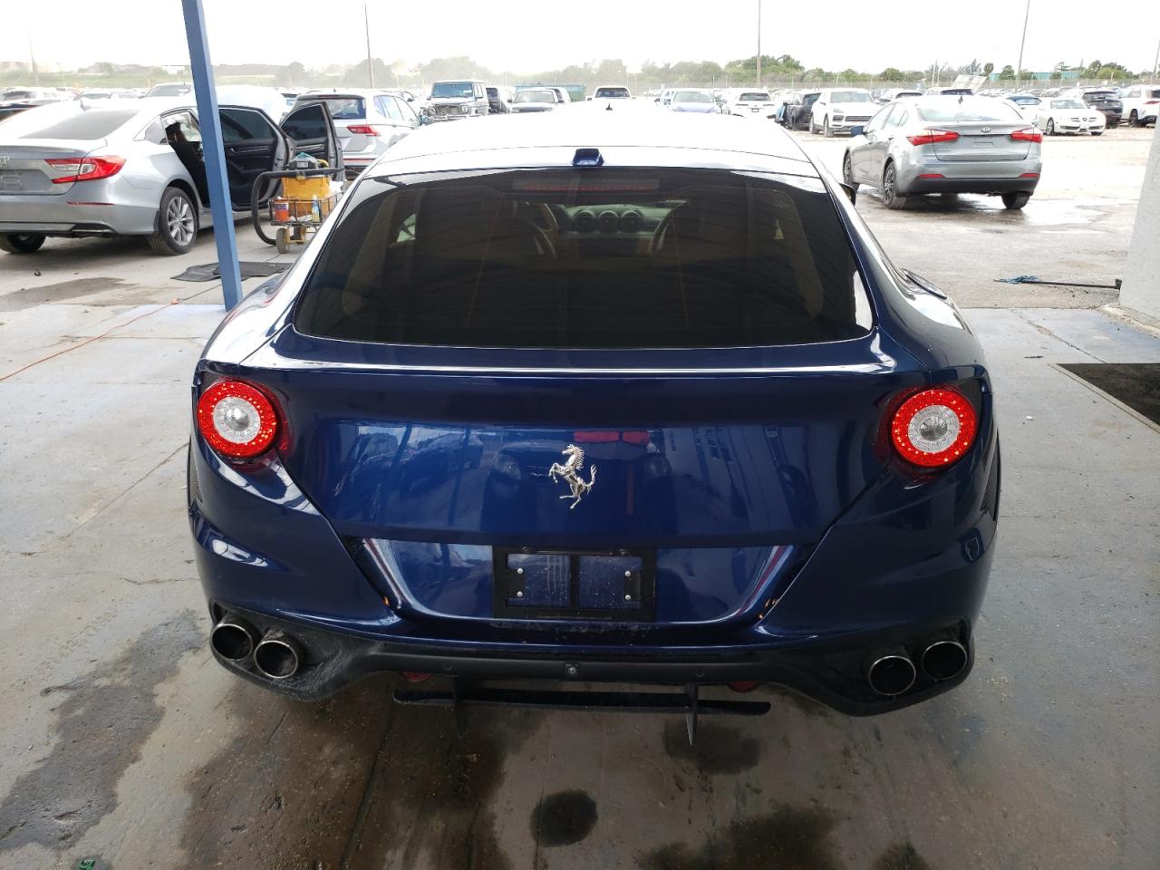 Ferrari FF
