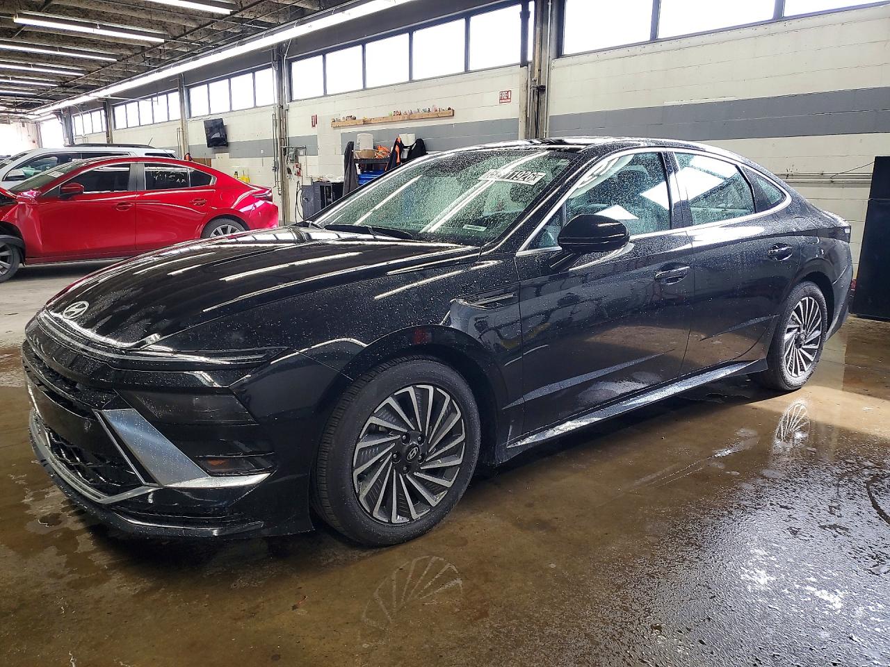 Salvage Hyundai SONATA Image