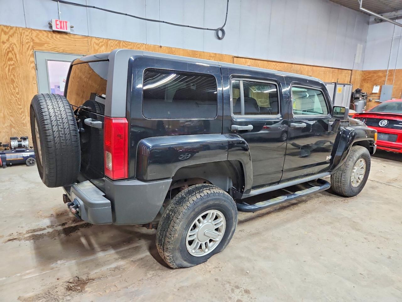 HUMMER H3