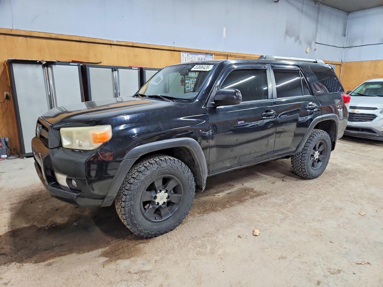 Salvage Toyota 4Runner Image