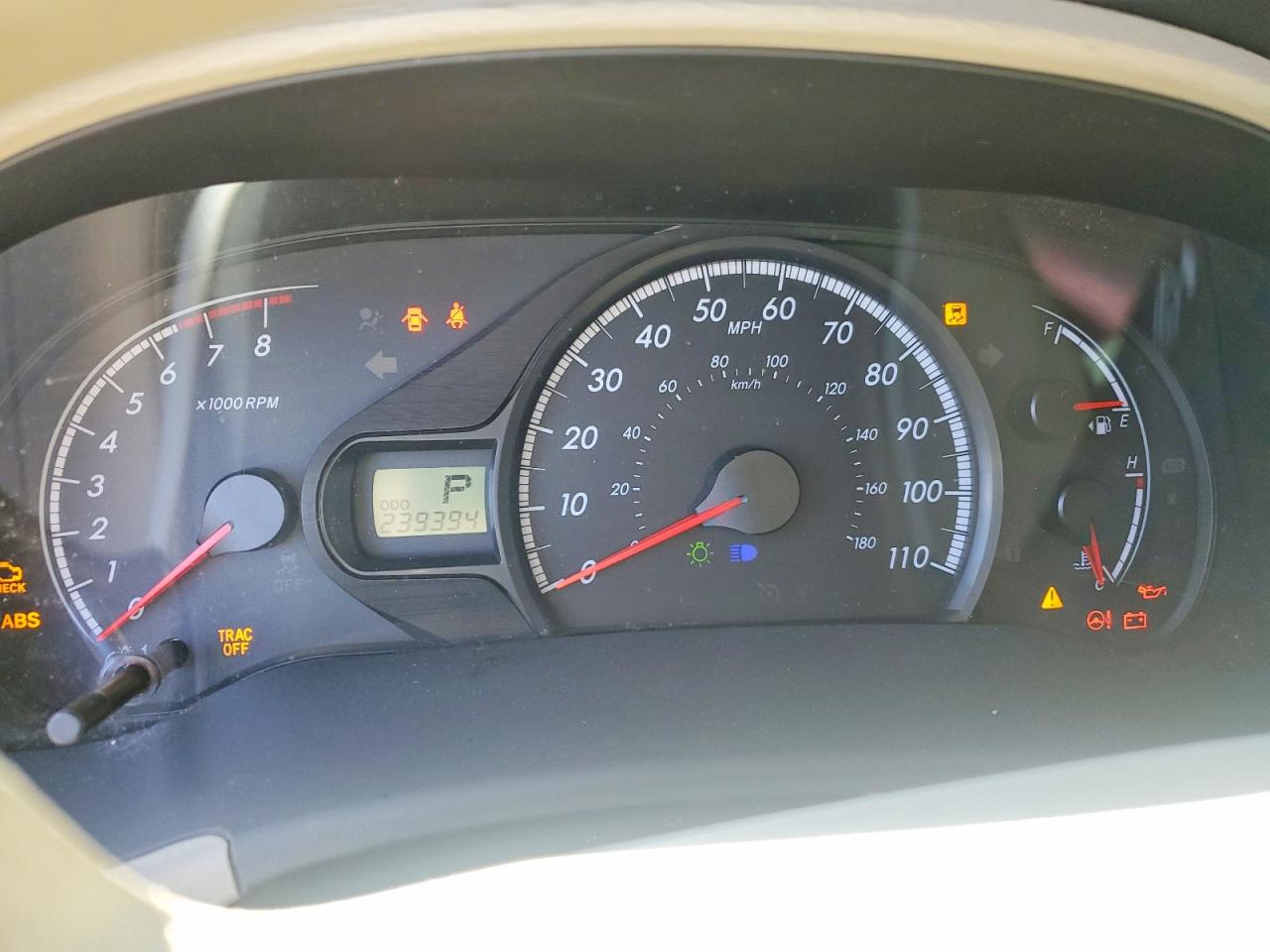 Toyota Sienna Le 8-passenger