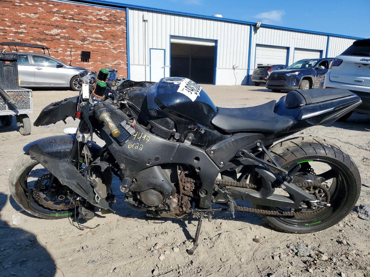 Damaged Kawasaki Ninja Zx1k Motorcycle for sale and auction
