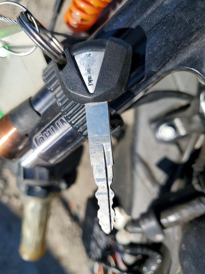 Damaged Kawasaki Ninja Zx1k Motorcycle for sale and auction