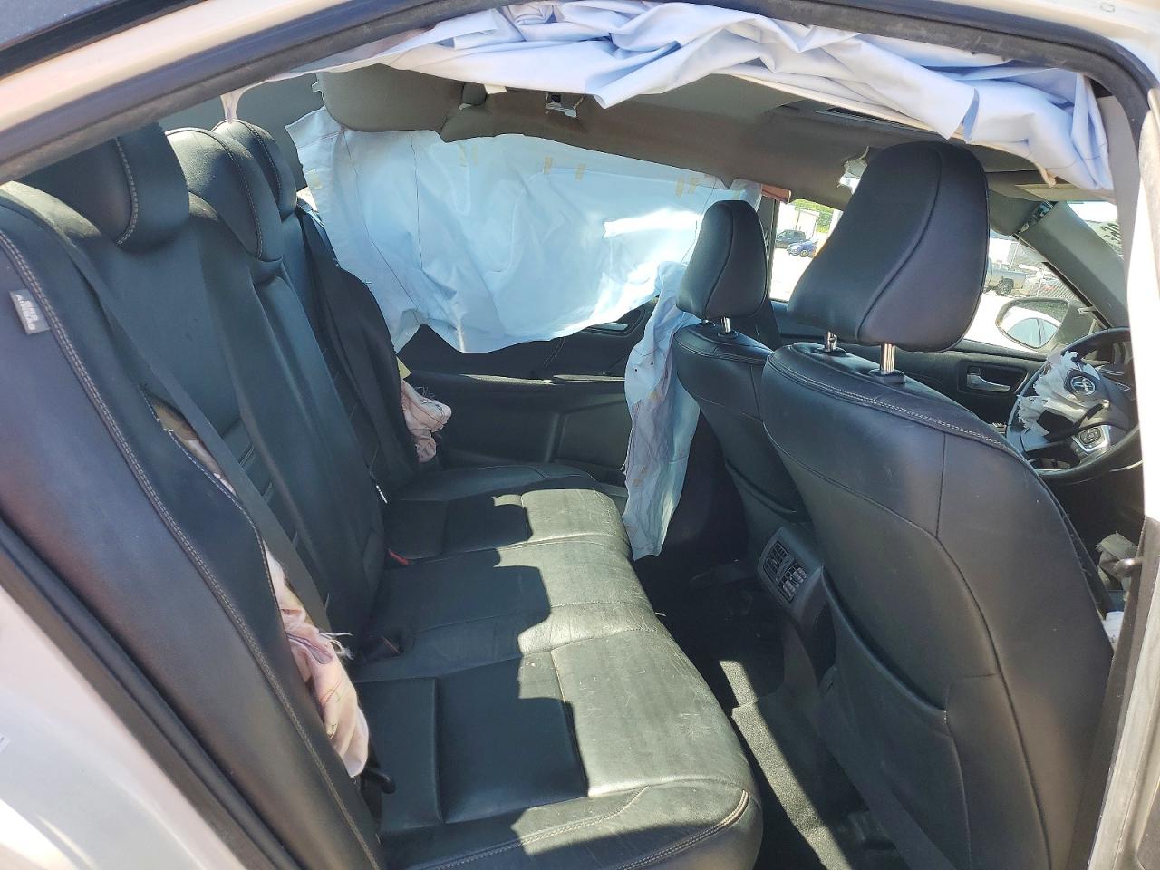 Toyota Camry Xle