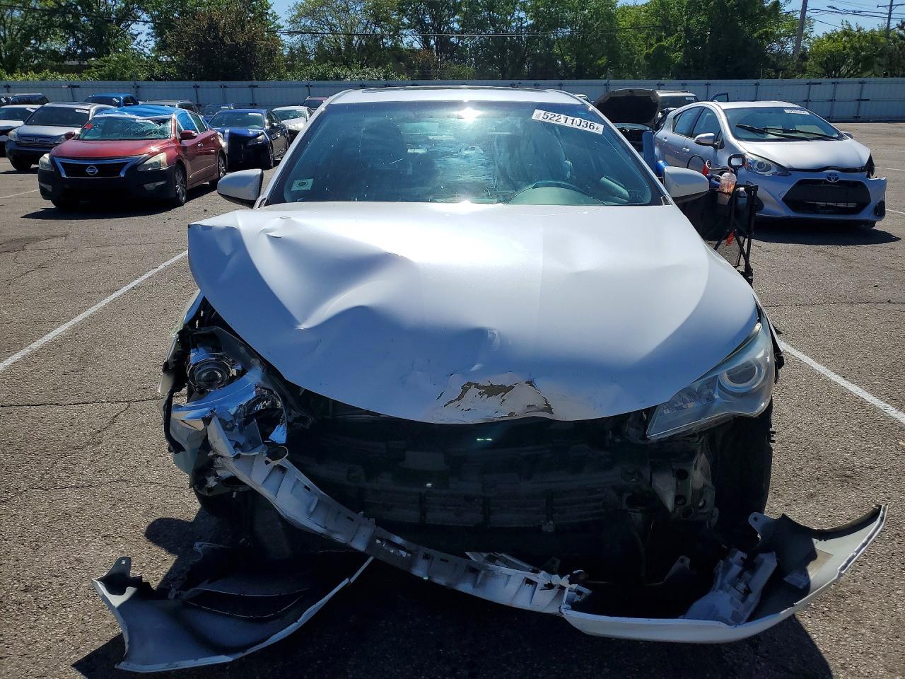 Toyota Camry Xle