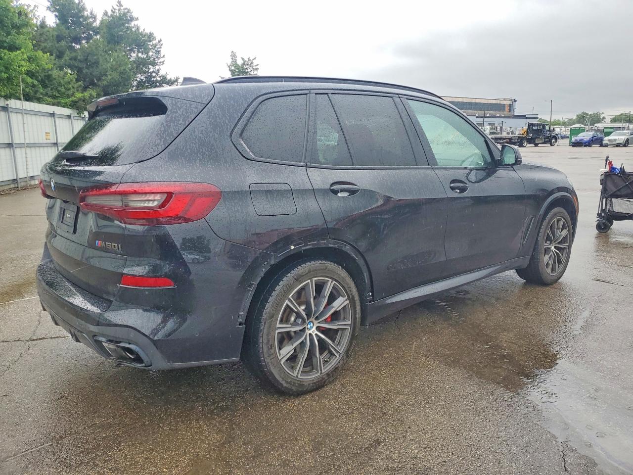 BMW X Series M50i
