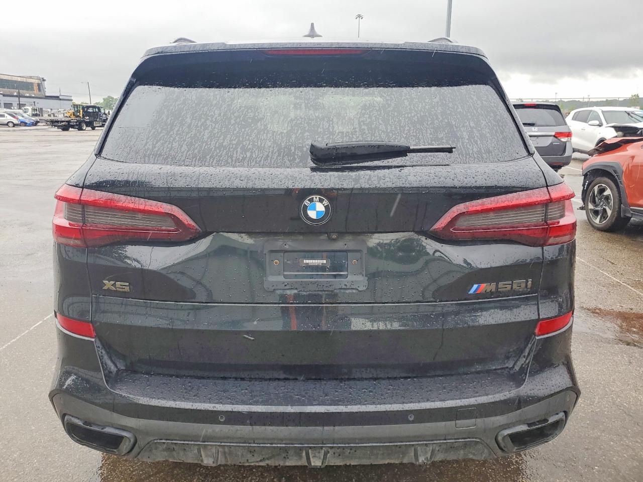 BMW X Series M50i