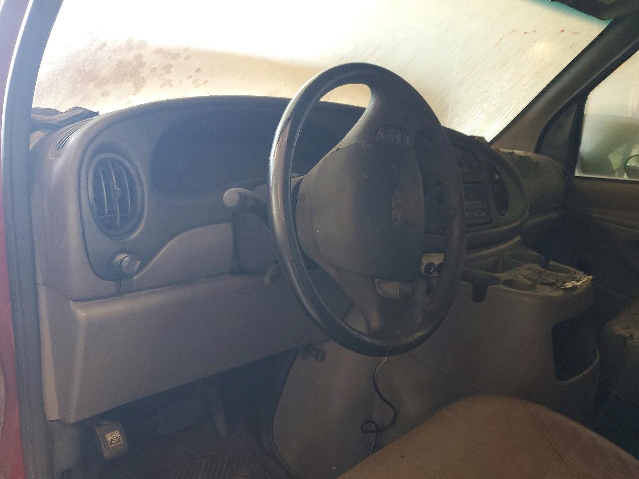 Ford Econoline E250 Van