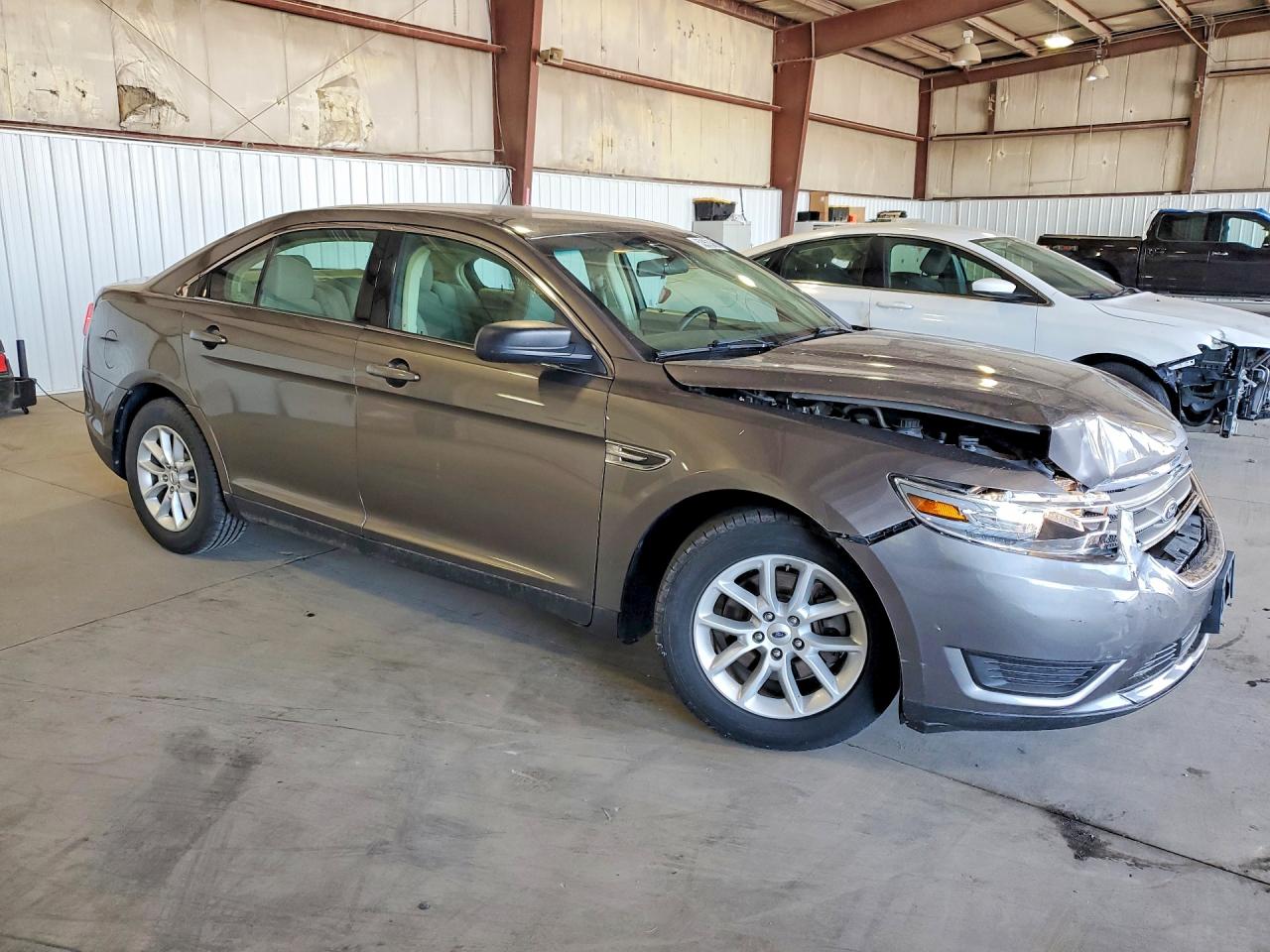 Ford Taurus Se