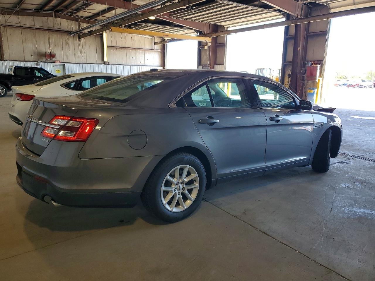 Ford Taurus Se