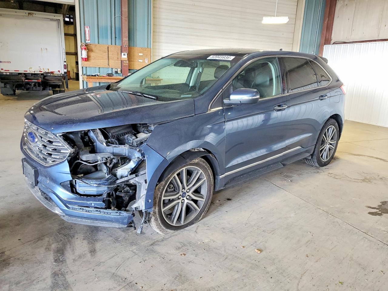 Salvage Ford Edge Image