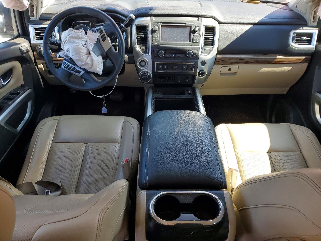 Nissan Titan Sl