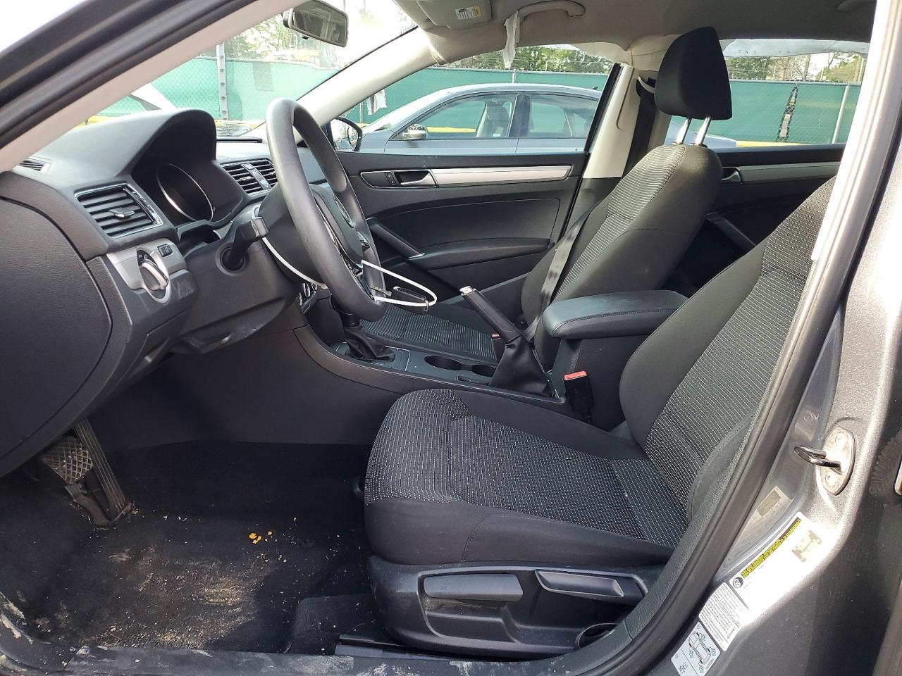 Volkswagen Passat S