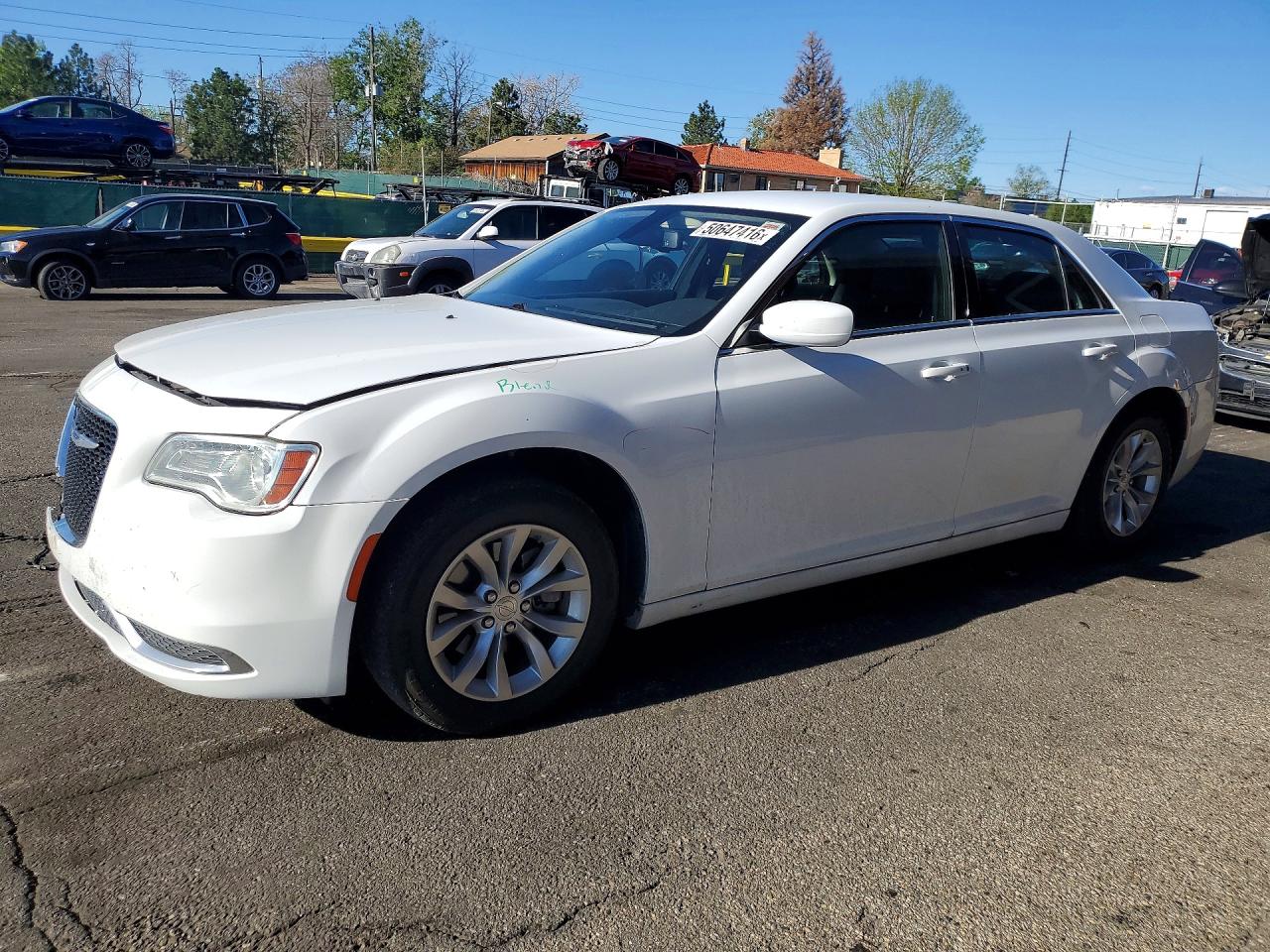 Salvage Chrysler 300 Image