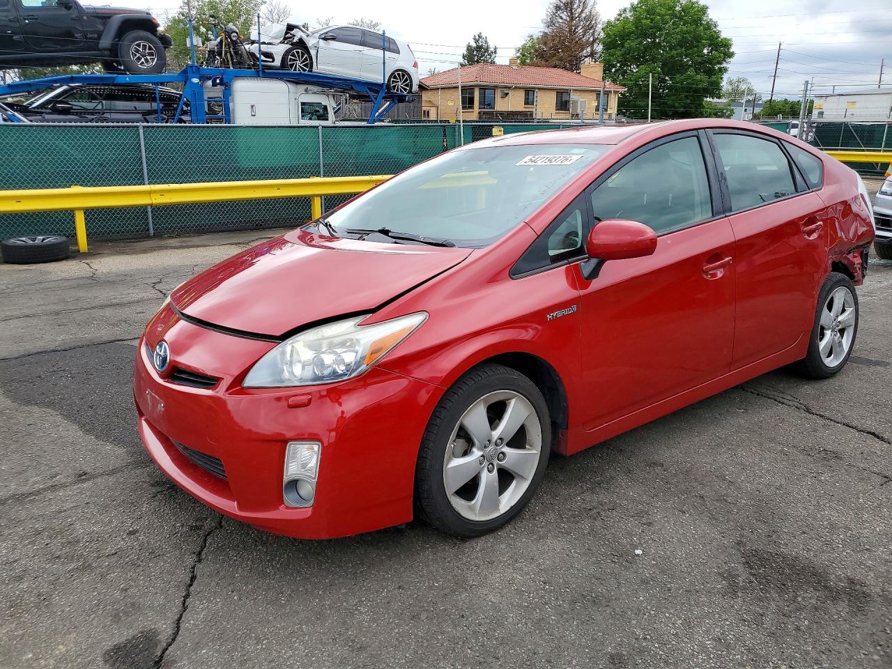 Salvage Toyota Prius Image
