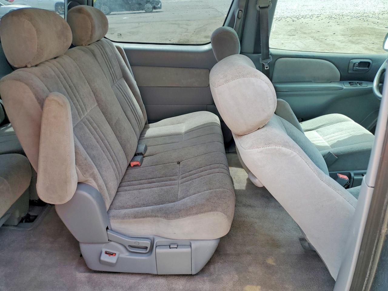 Toyota Sienna Ce