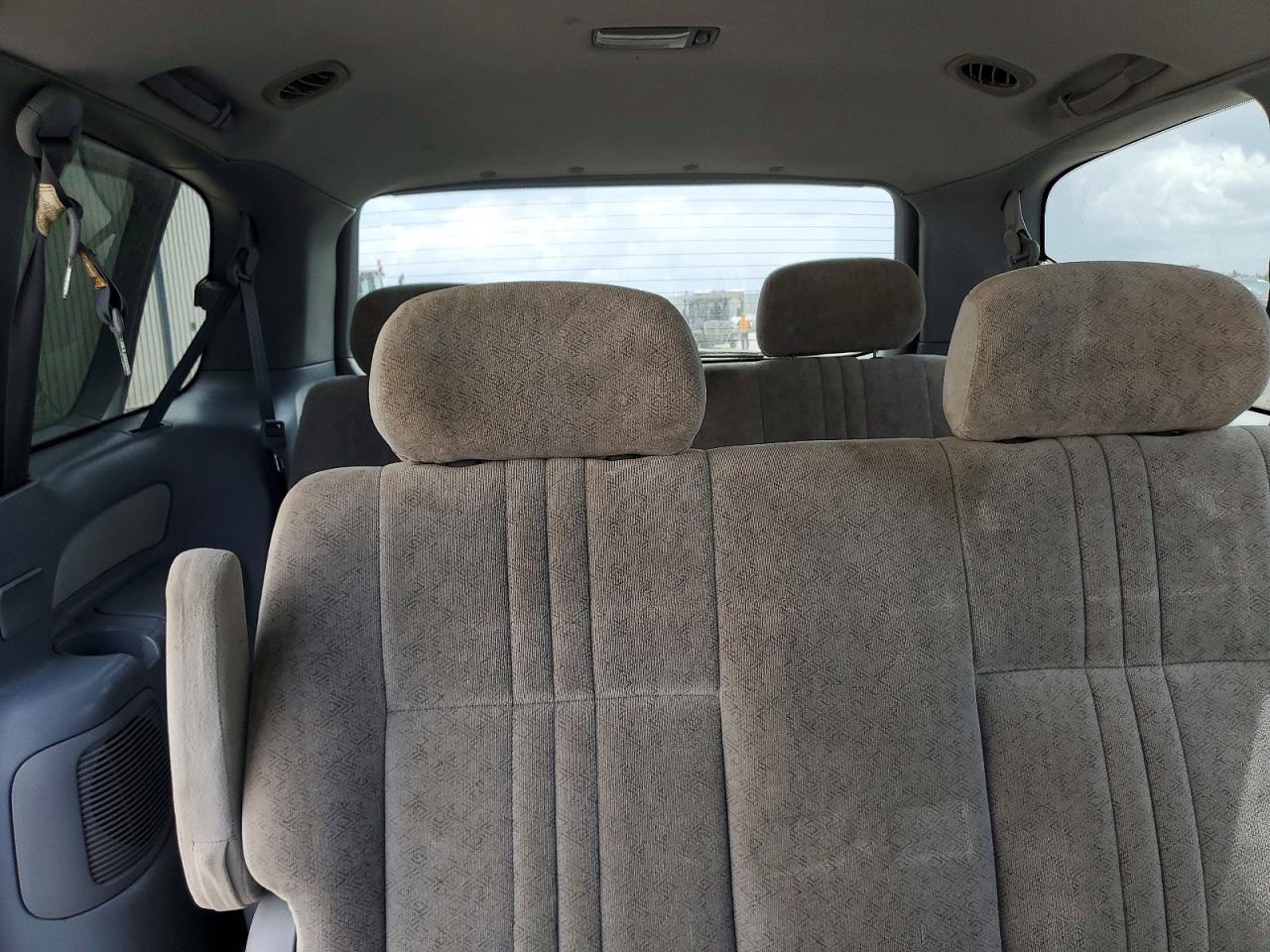 Toyota Sienna Ce