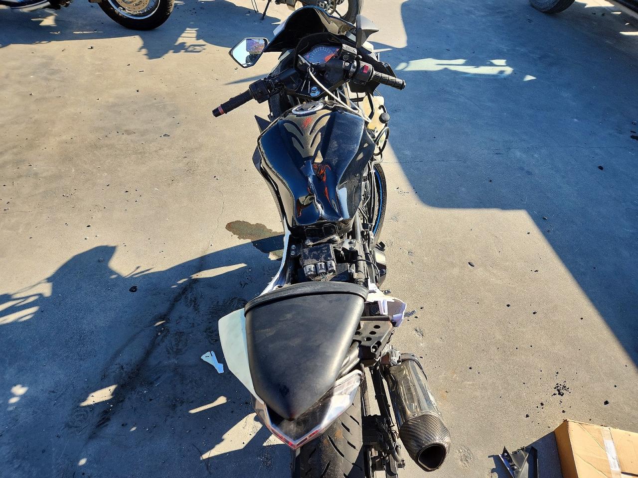 Kawasaki Ex B