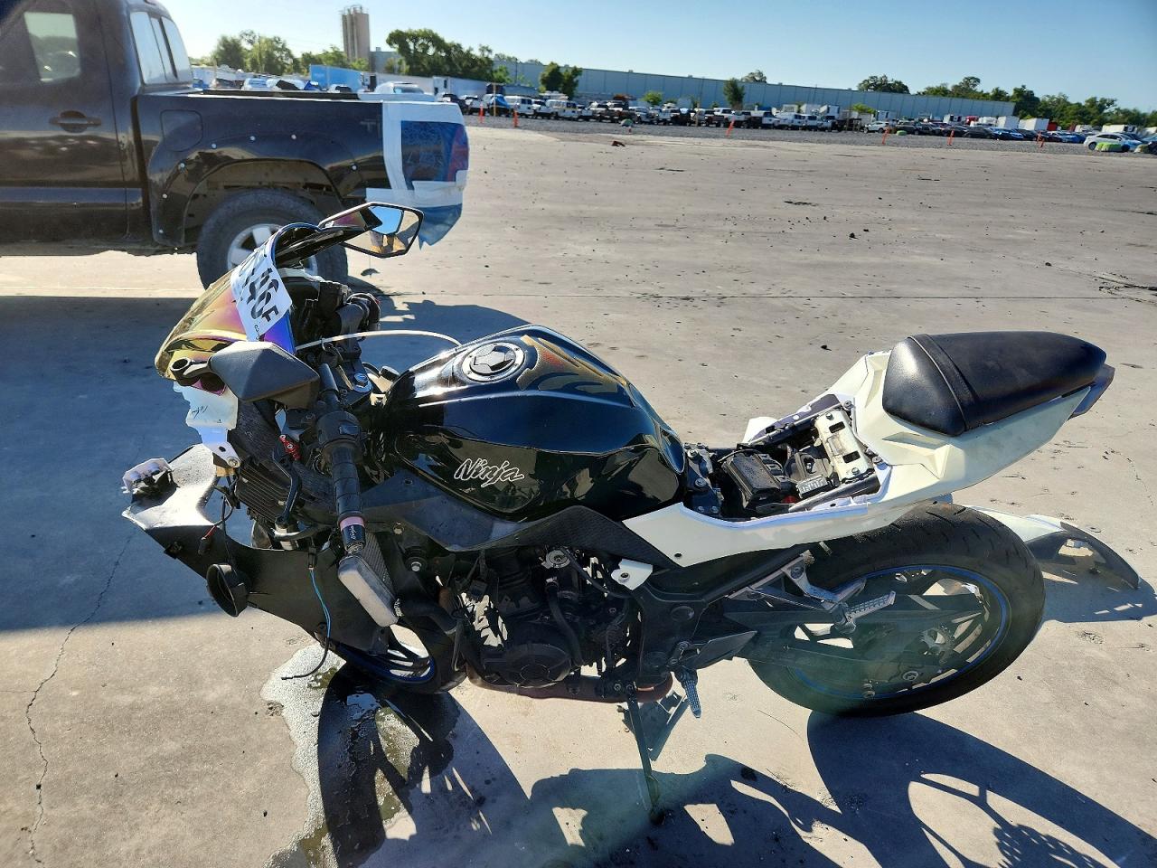 Kawasaki Ex B