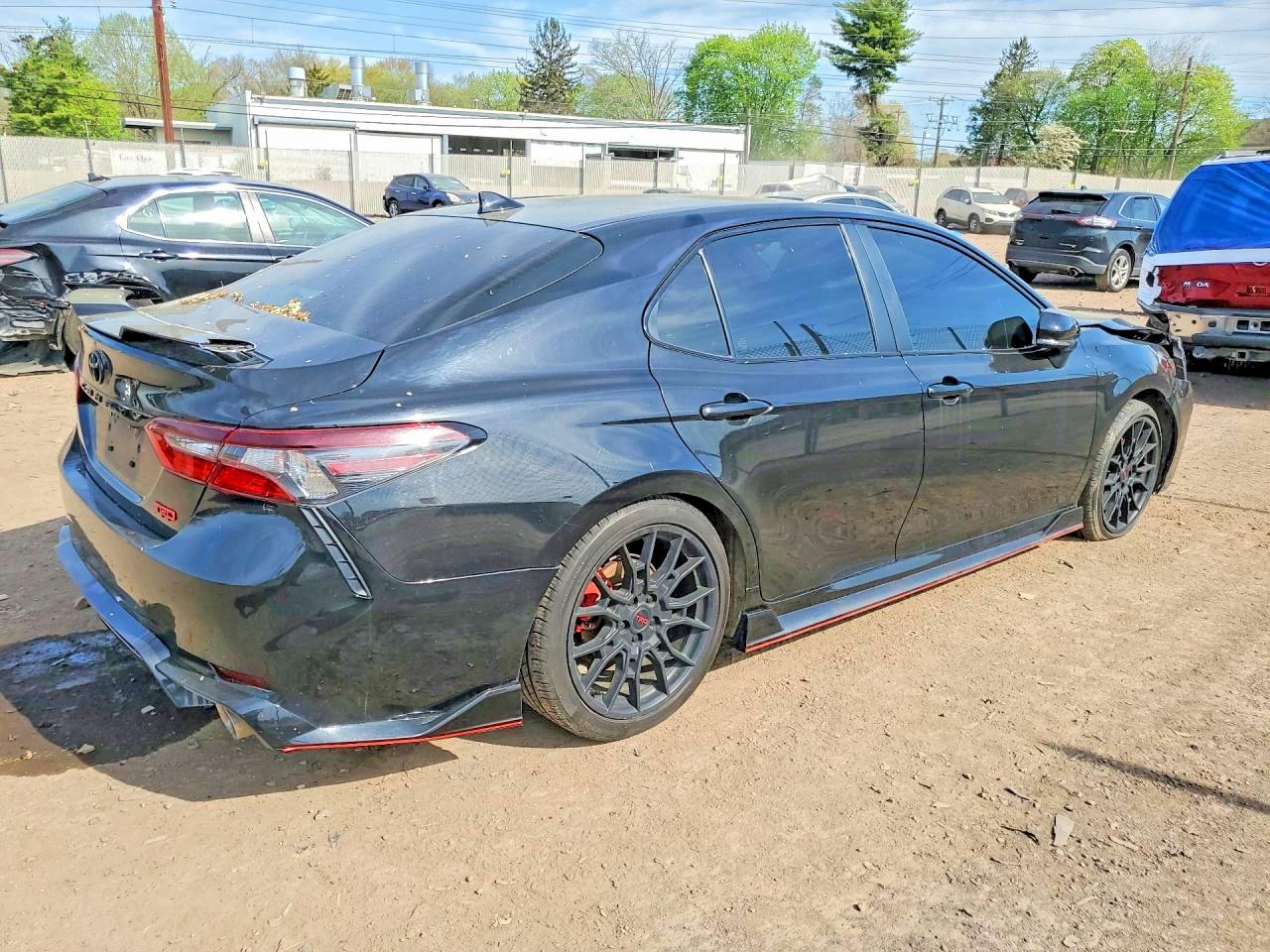 Toyota Camry Trd