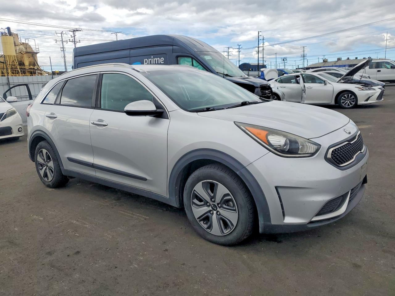 Kia Niro Lx
