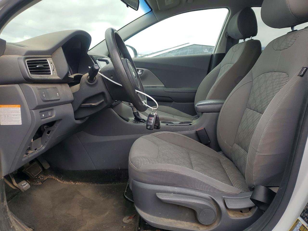Kia Niro Lx