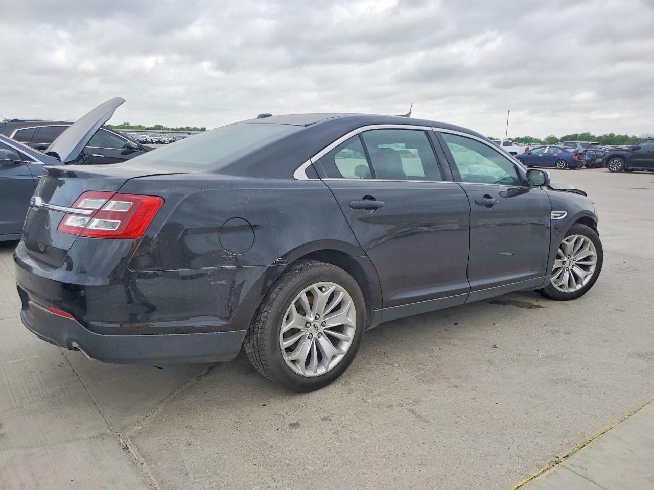Ford Taurus Limited